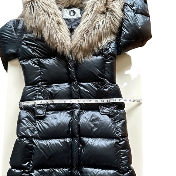 SNOWMAN NEW YORK GRACEFUL DUCK DOWN COAT- RARE - Picture 6 of 15